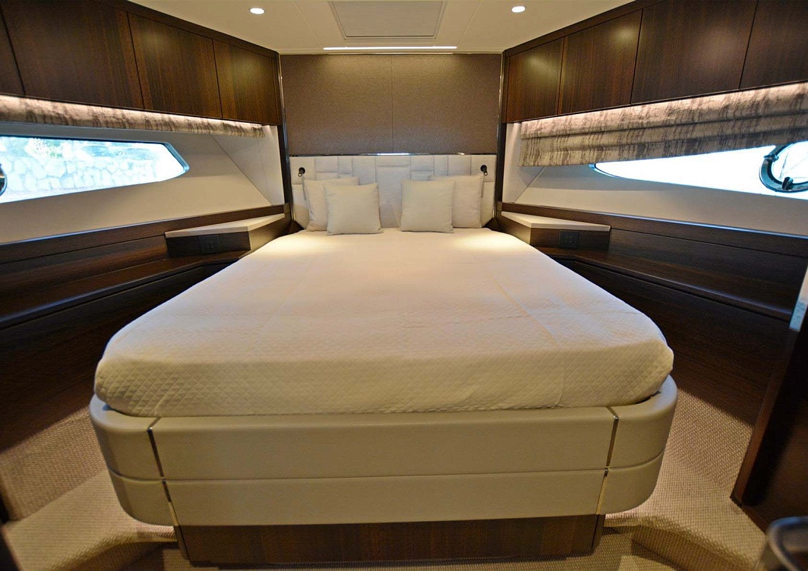 Продается моторная яхта Sunseeker Manhattan 68